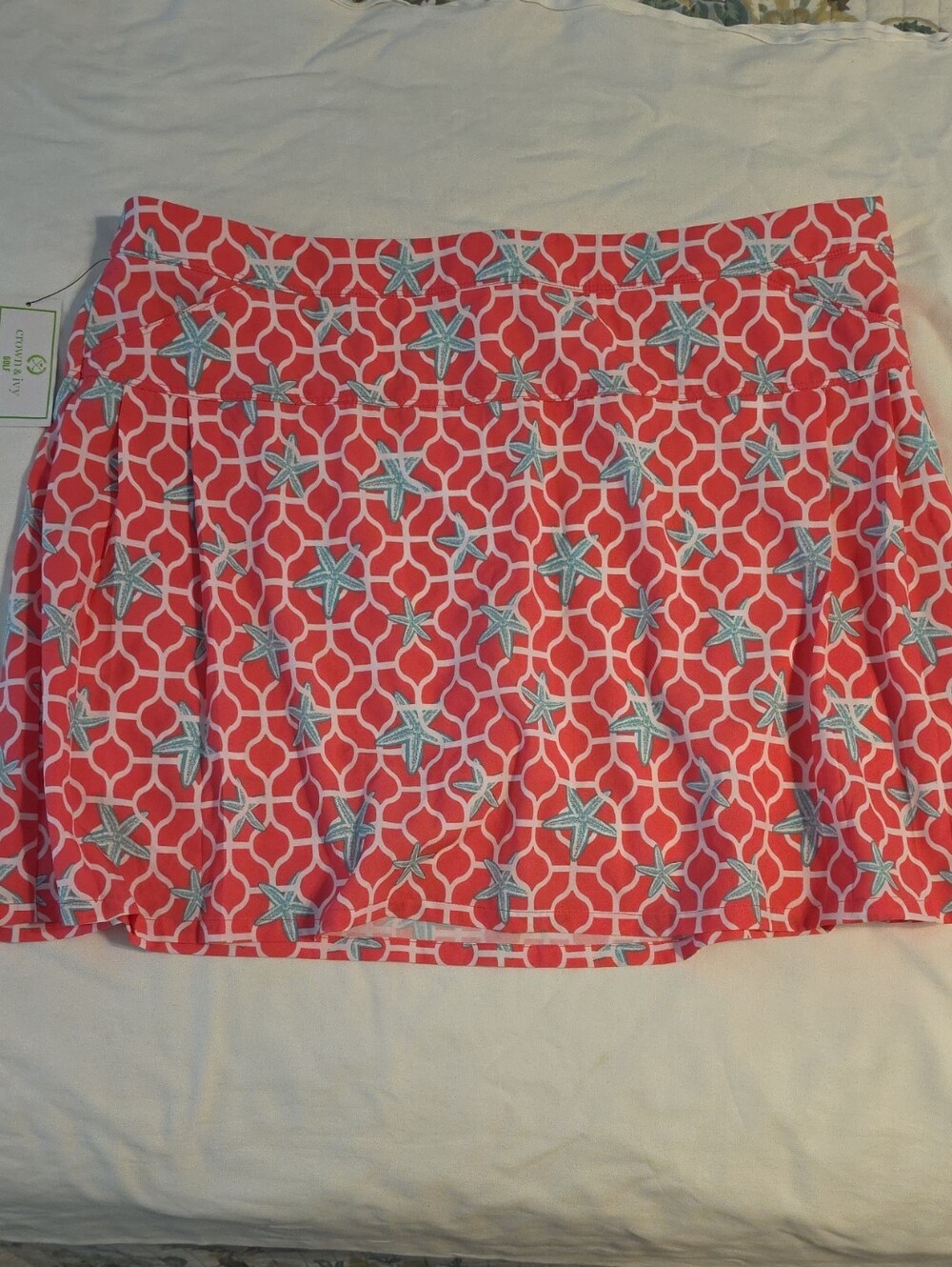 crown & ivy Coral Starfish Print Mini Golf Skort